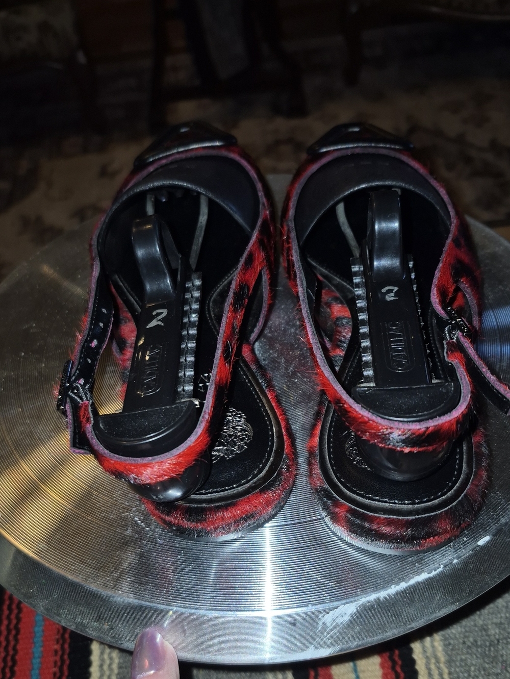 Vince Camuto flame&BlackSling Back Slide DyedCowHidehair,leather Sz.8.5 M(#1210) - Picture 2 of 14